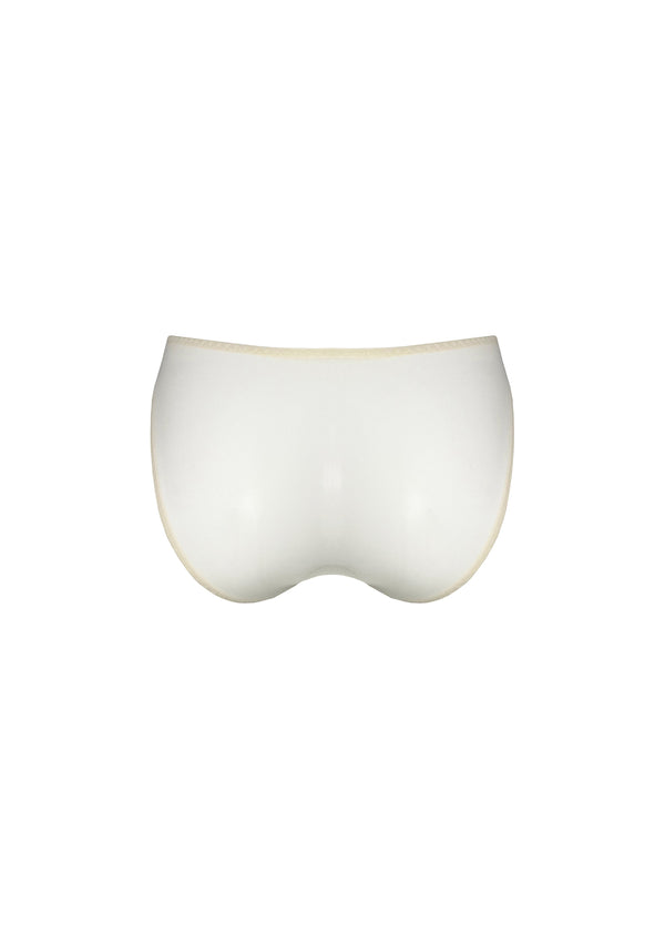 Amela Brief